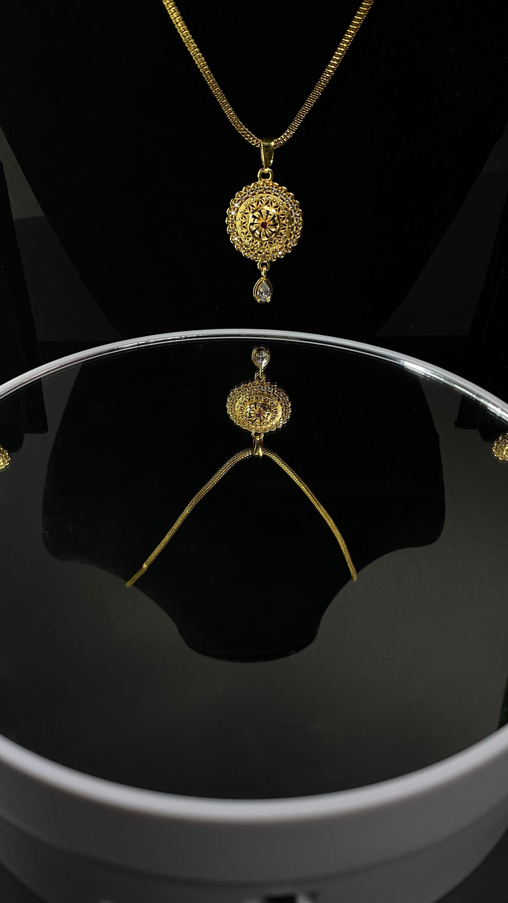 gold plated  pendant set