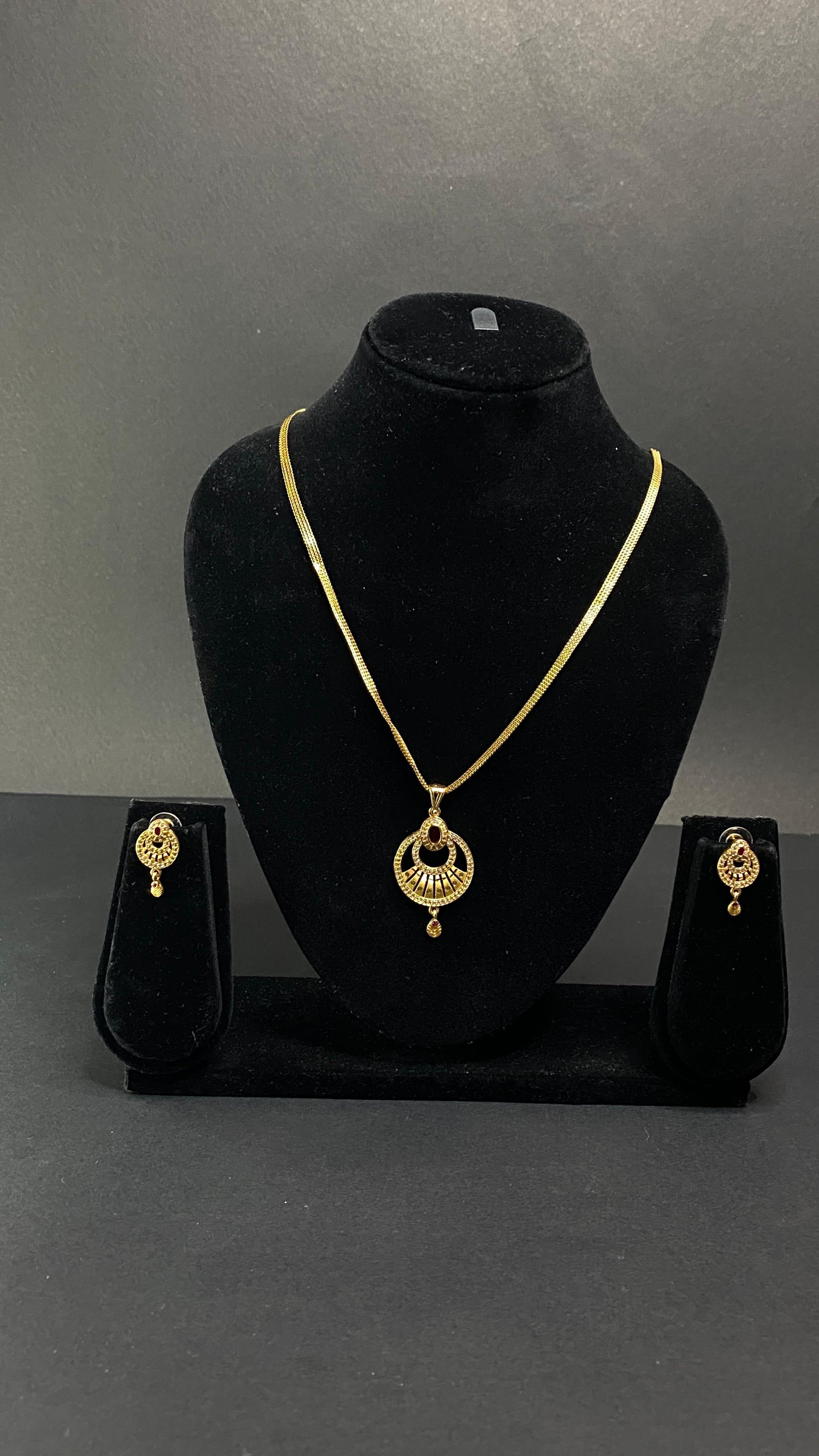 gold plated pendant set