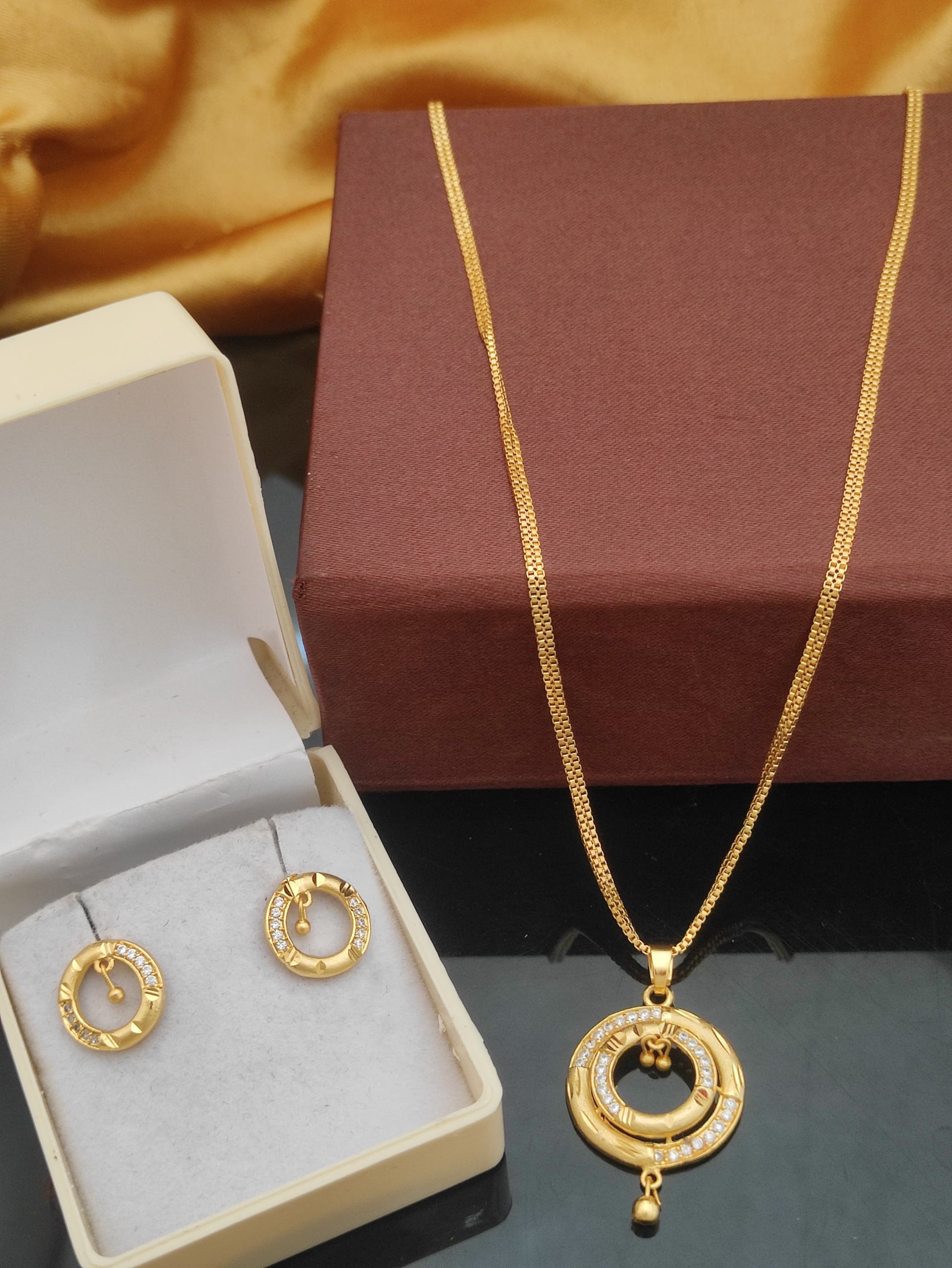 premium A.D stud MICRO GOLD