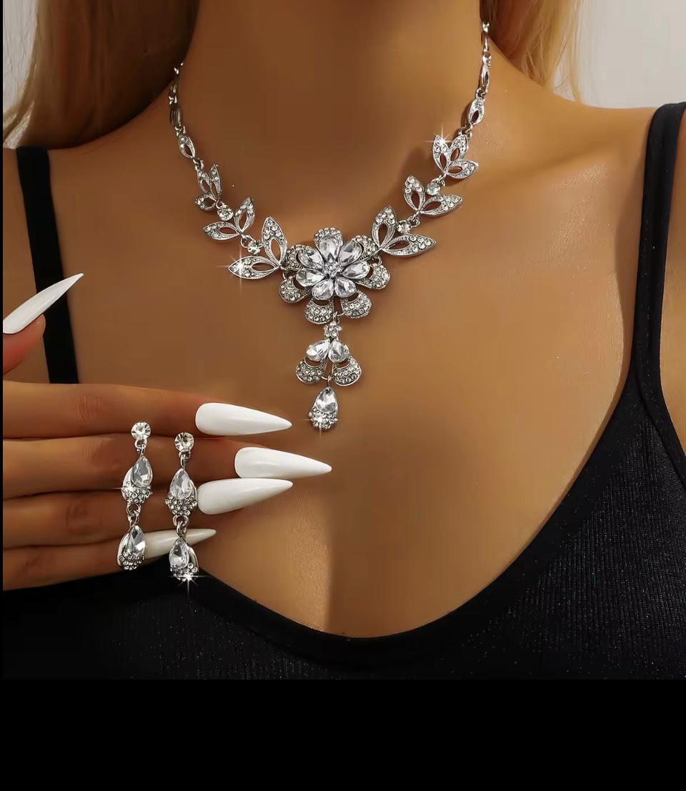 party wear necklace
