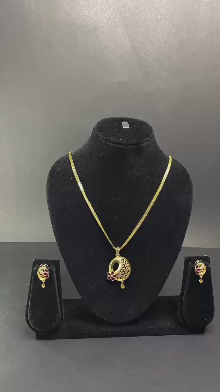 gold plated pendant set
